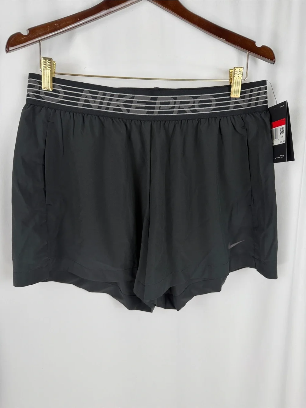 NWT Nike Flex Dri-FIT Women’s Training Shorts Black L